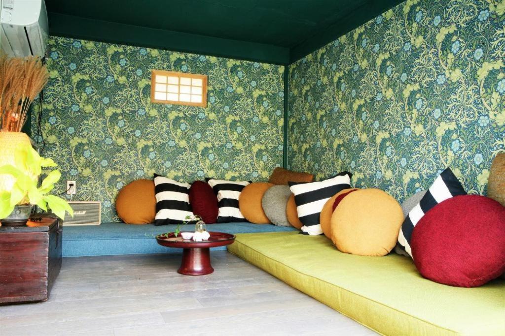 'Hanok Hanok' Boutique Stay Seoul - 2Min From Gyeongbokgung Palace Station المظهر الخارجي الصورة