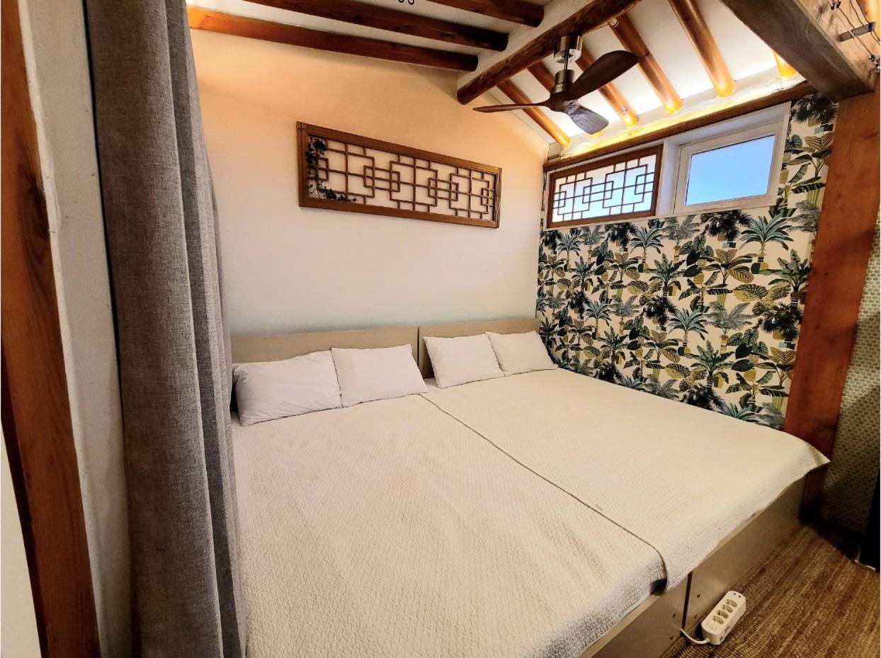 'Hanok Hanok' Boutique Stay Seoul - 2Min From Gyeongbokgung Palace Station المظهر الخارجي الصورة