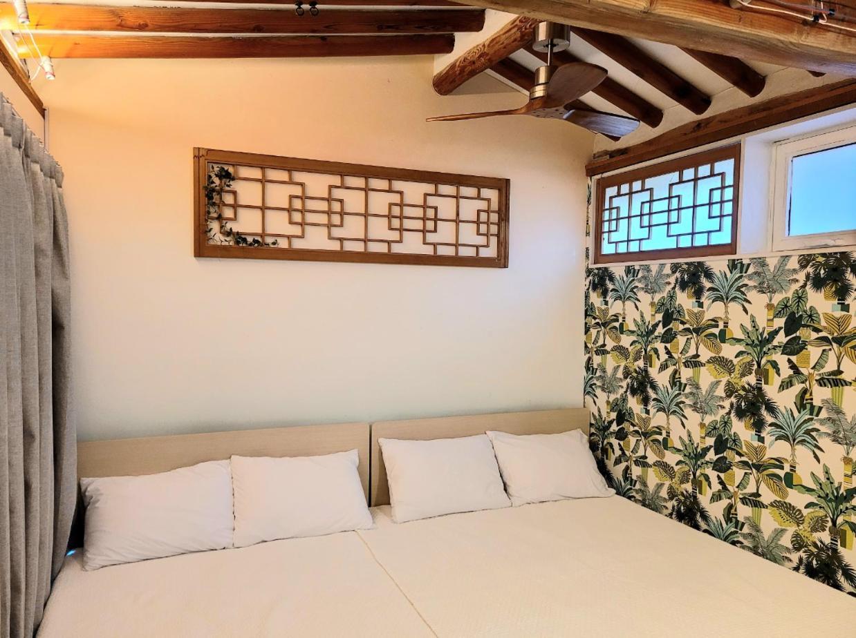 'Hanok Hanok' Boutique Stay Seoul - 2Min From Gyeongbokgung Palace Station المظهر الخارجي الصورة